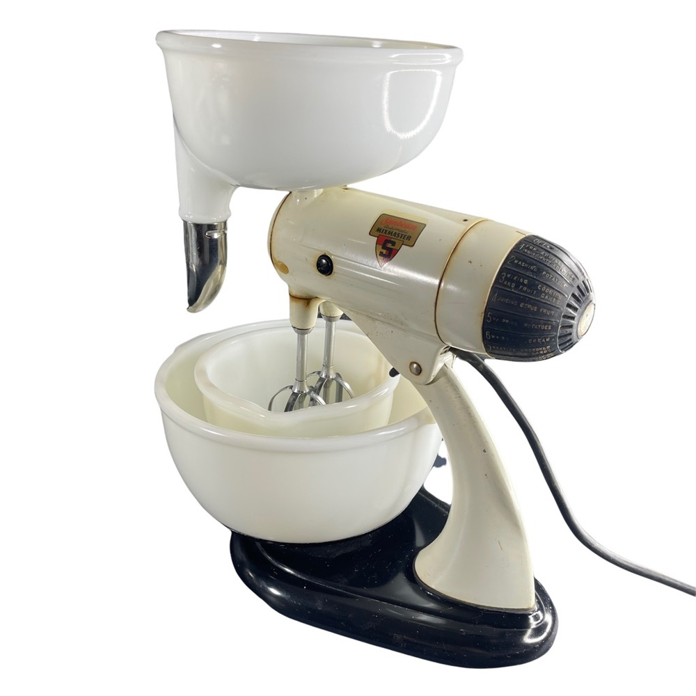 Vintage Sunbeam Mixmaster Mixer 10 Speed Tested w/ beaters, bowl, & turn table